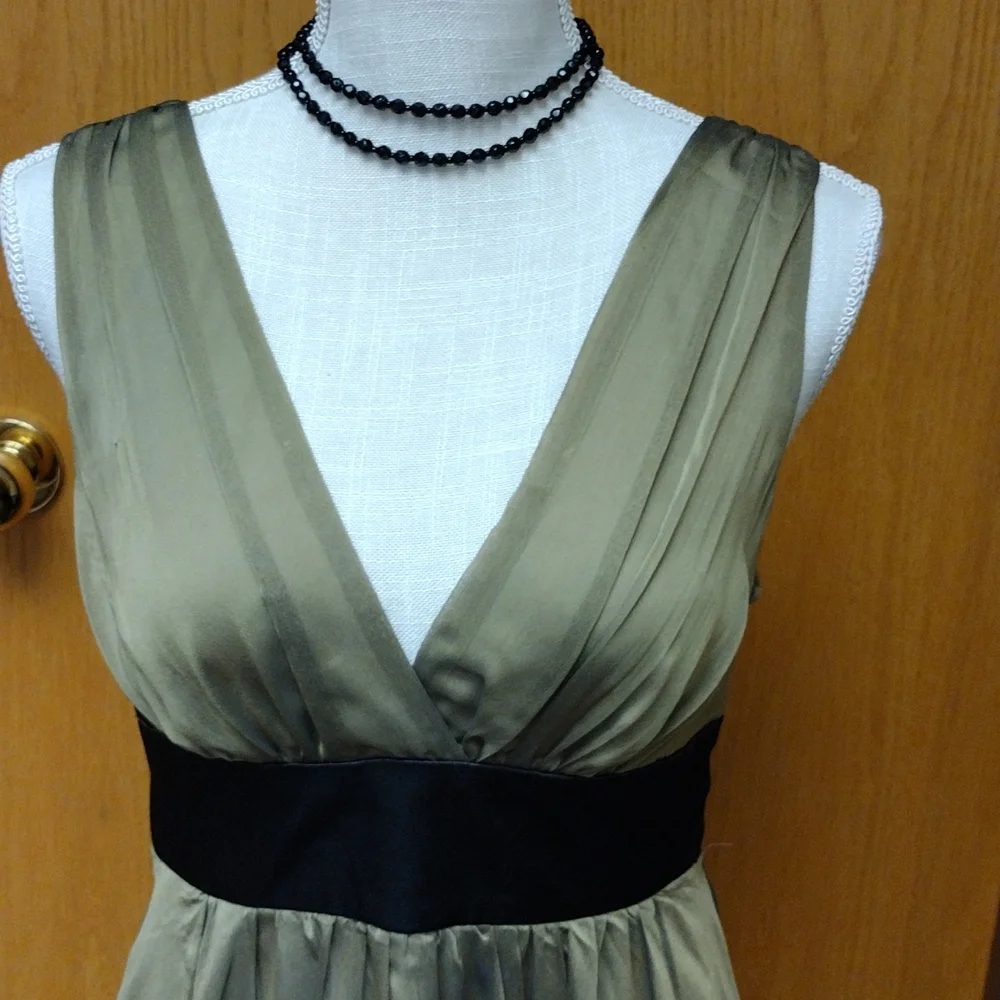 Olive 🫒 Chiffon Dress w/Black Sash SZ M Ladies - Picture 4 of 13